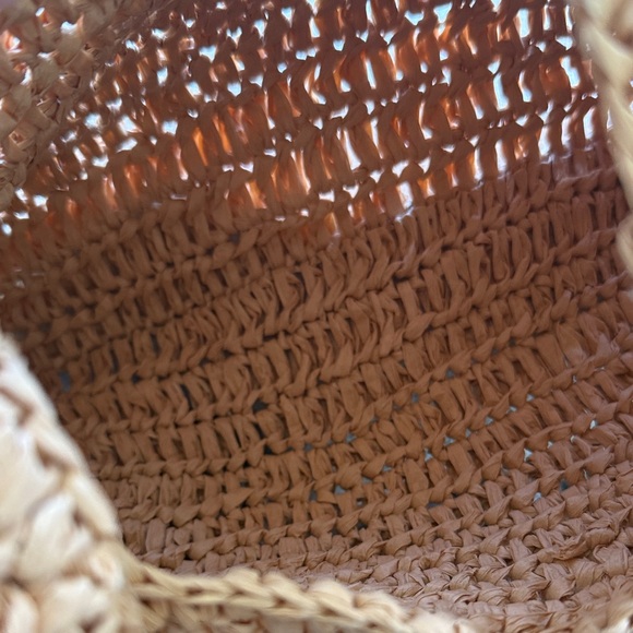 Universal Thread Woven Raffia Hobo in Tan - Picture 4 of 4